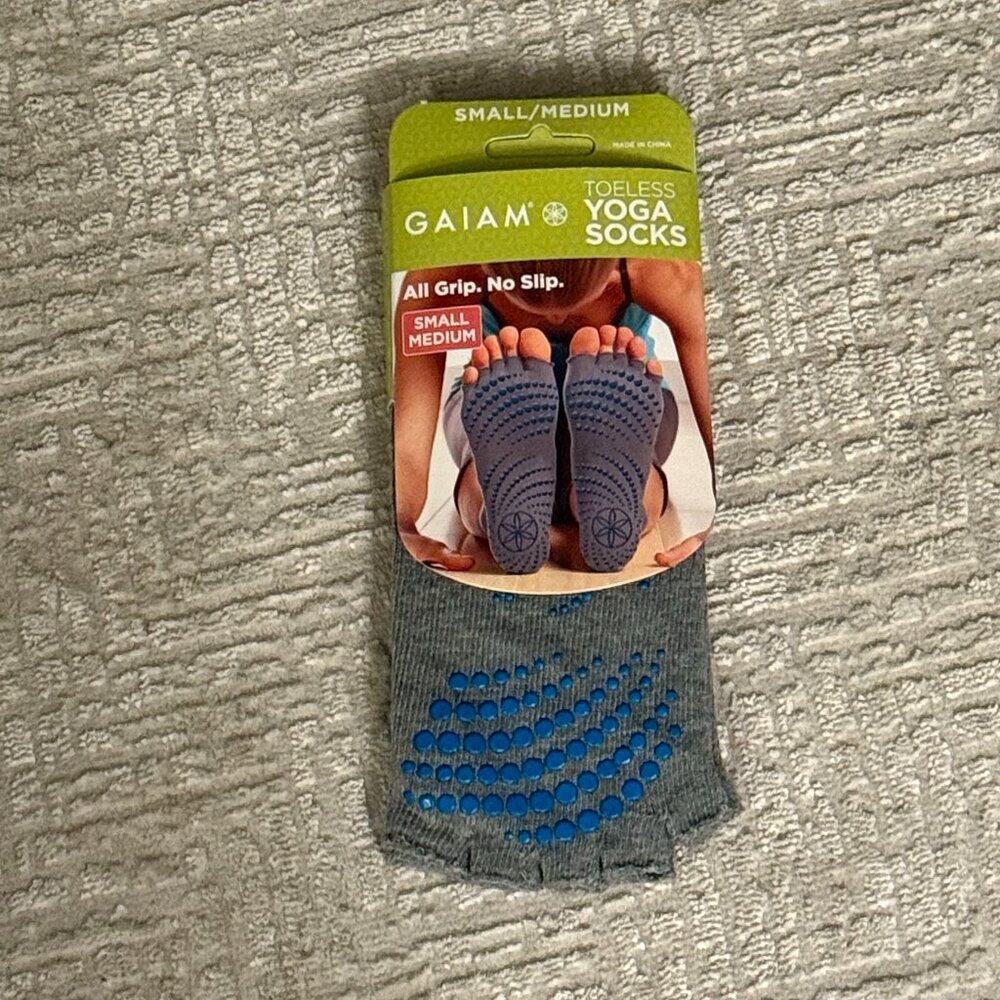 GAIAM Toeless Yoga Socks in Gray/Blue -  Size Small/Medium (NWT)